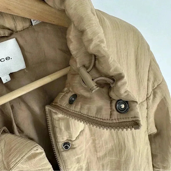 VINCE Soft Padded Jacket In Myrrh - Picture 13 of 14